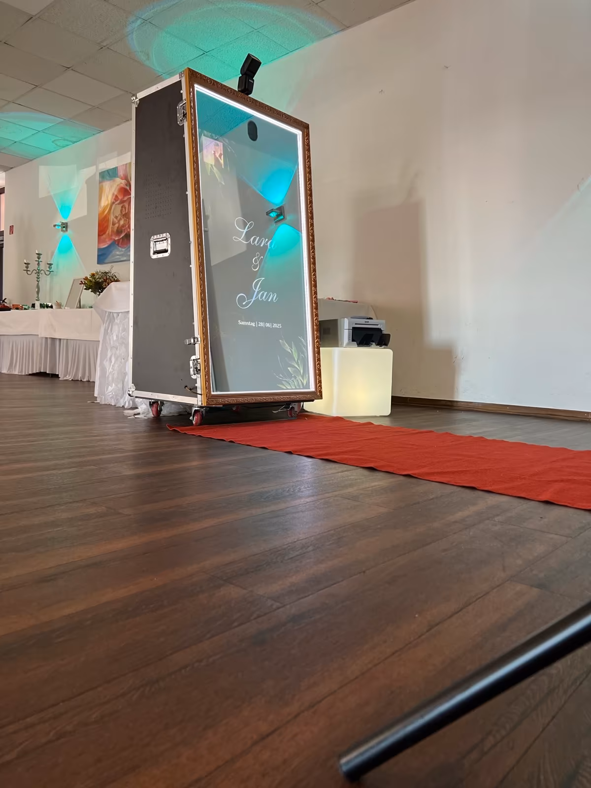 Die Mirror Booth von Pure Events Saar bei einer echten Hochzeitsfeier im Saarland